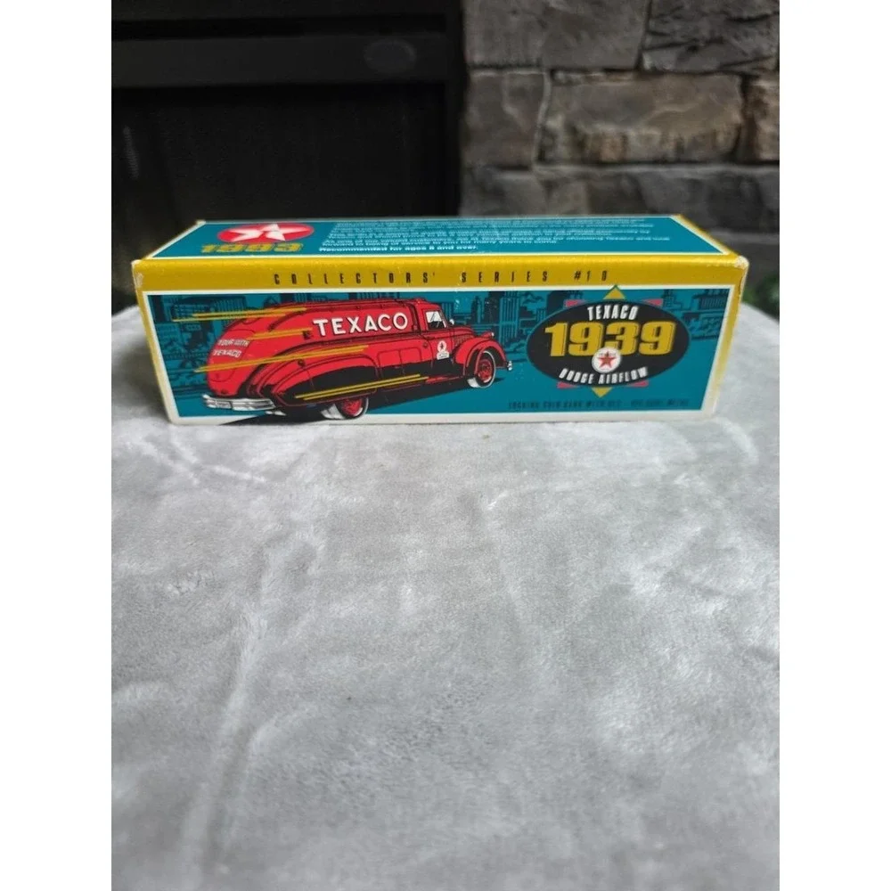 1993 ERTL Texaco 1939 Dodge Airflow Coin Bank 10th IN Series Die cast